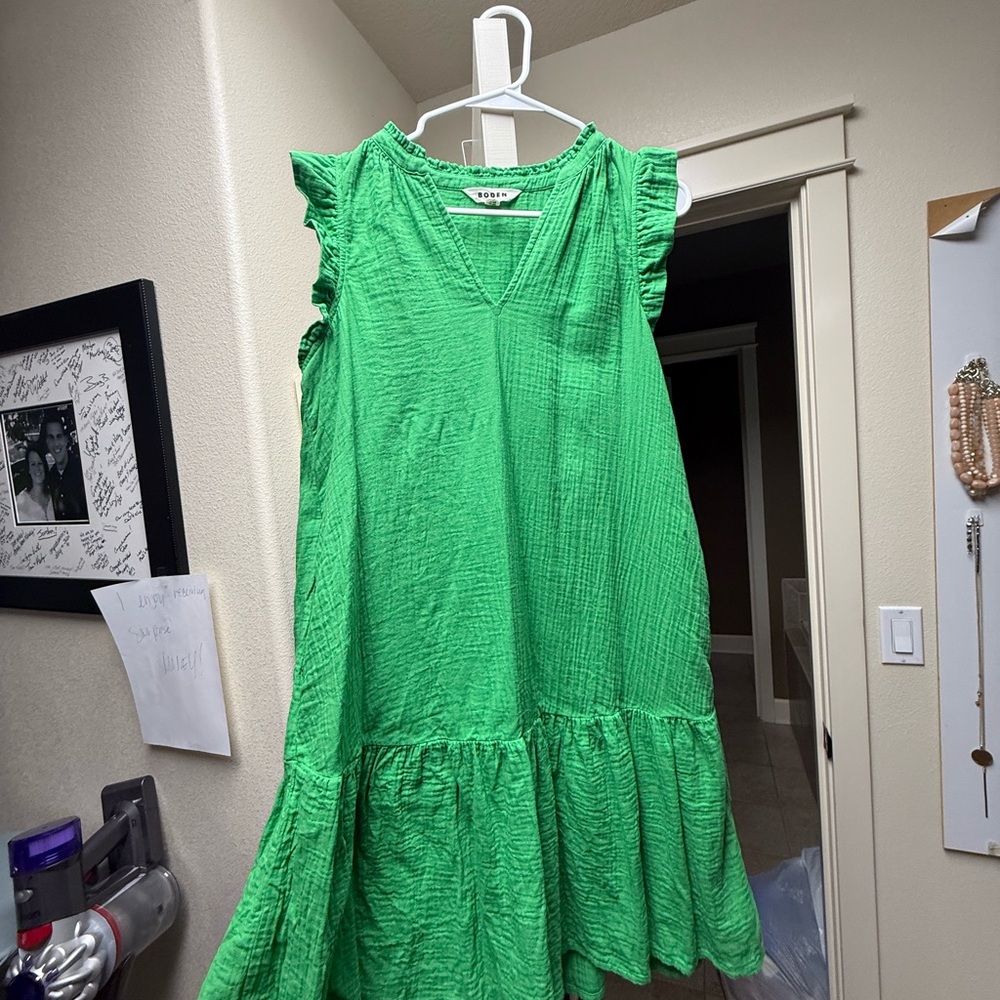 Boden 	 	
Daisy Double Cloth Short Dress Green